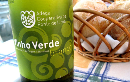 綠酒(Vinho Verde)